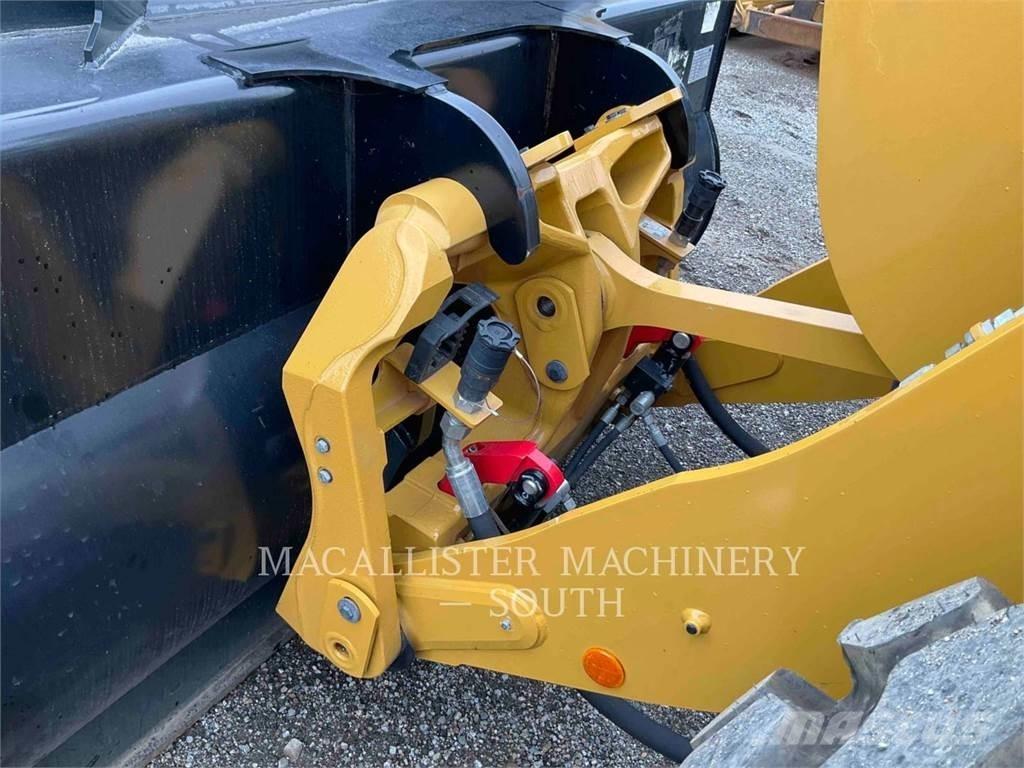 CAT 926M Carregadeiras de rodas