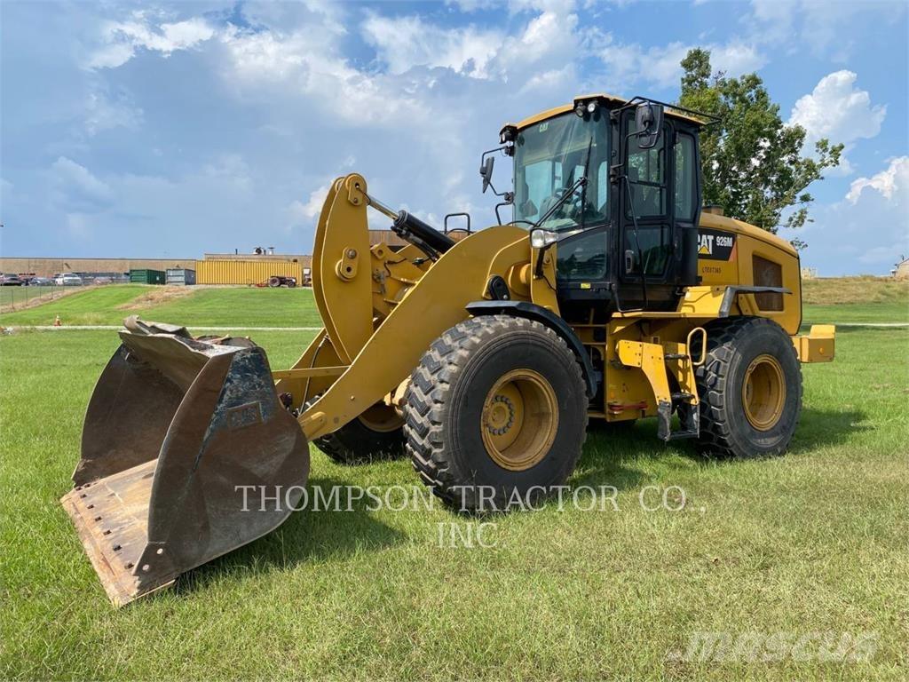 CAT 926M Carregadeiras de rodas