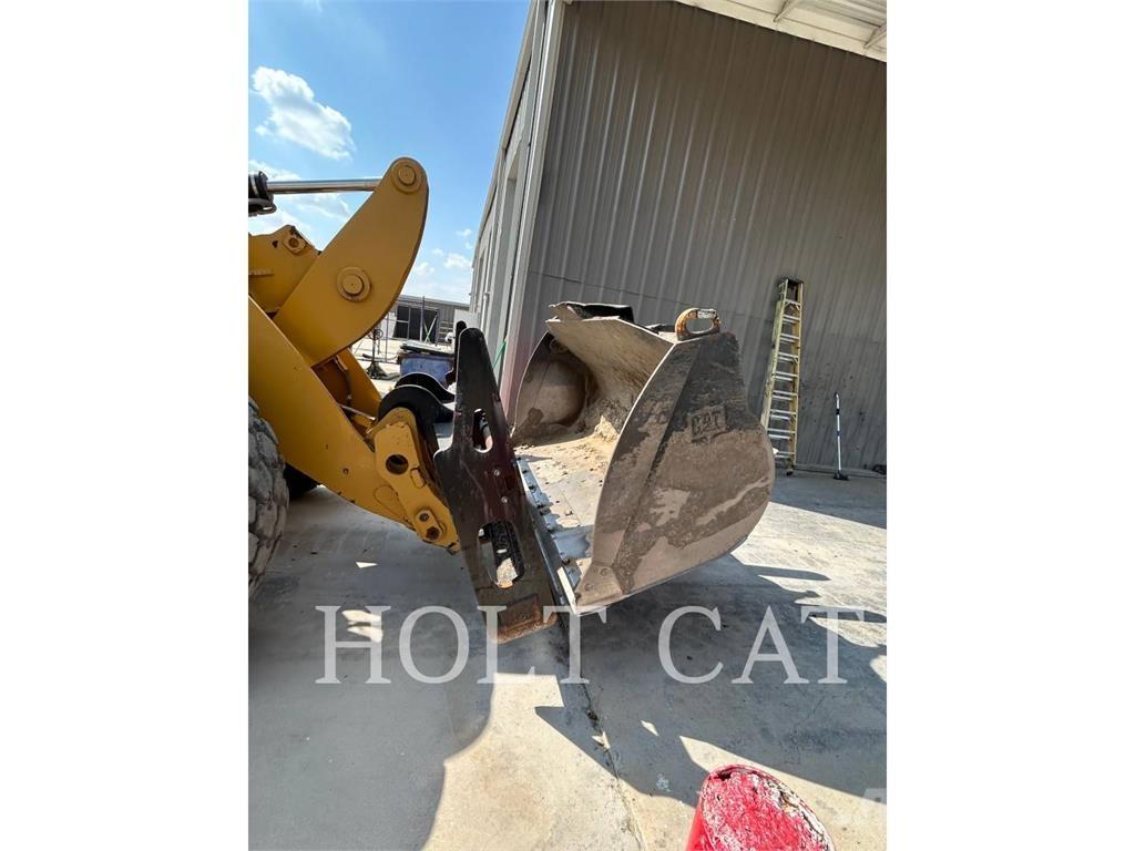 CAT 926M Carregadeiras de rodas