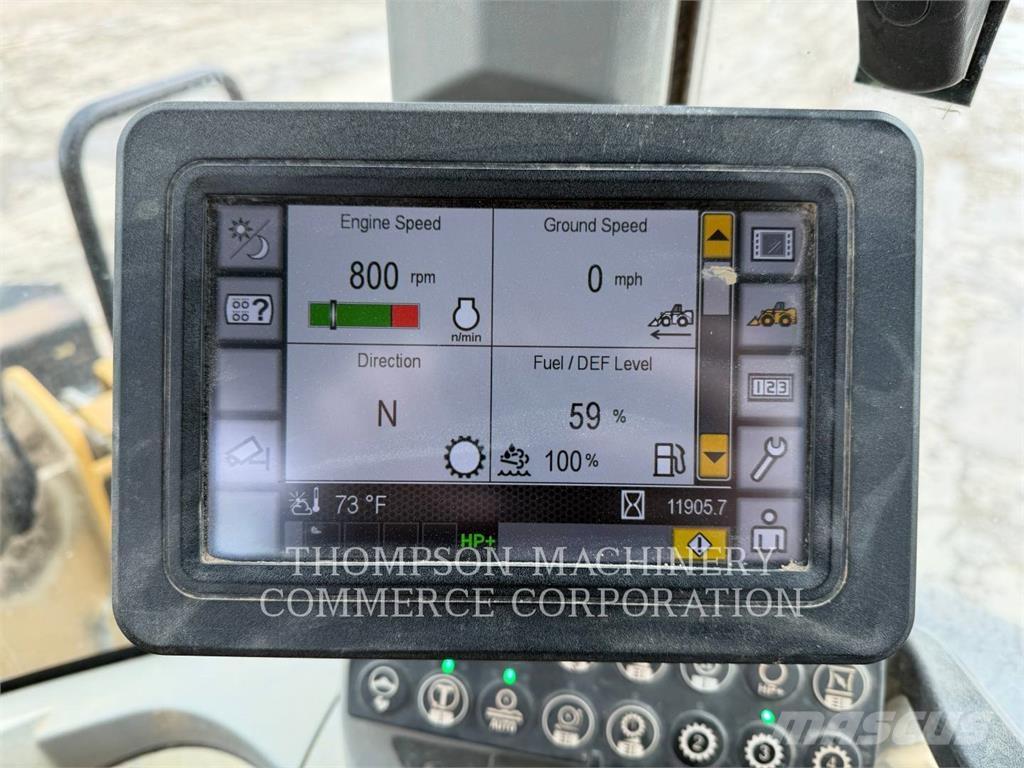 CAT 926M Carregadeiras de rodas