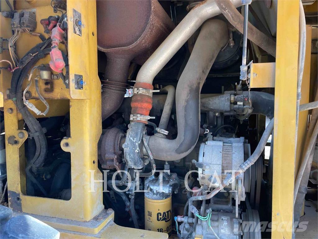 CAT 930G Carregadeiras de rodas