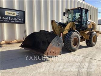 CAT 930M Carregadeiras de rodas