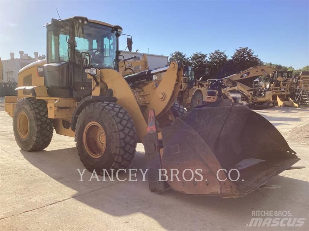 CAT 930M Carregadeiras de rodas