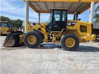 CAT 930M Carregadeiras de rodas