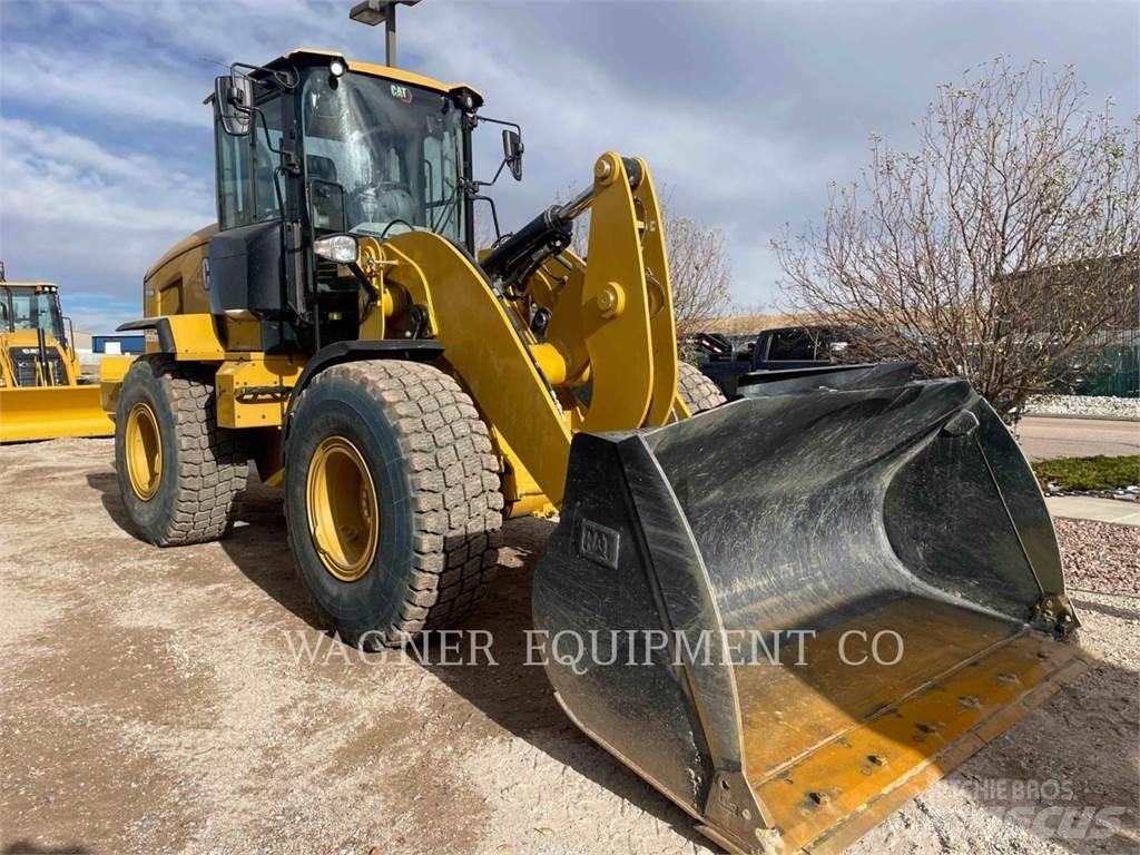 CAT 930M Carregadeiras de rodas