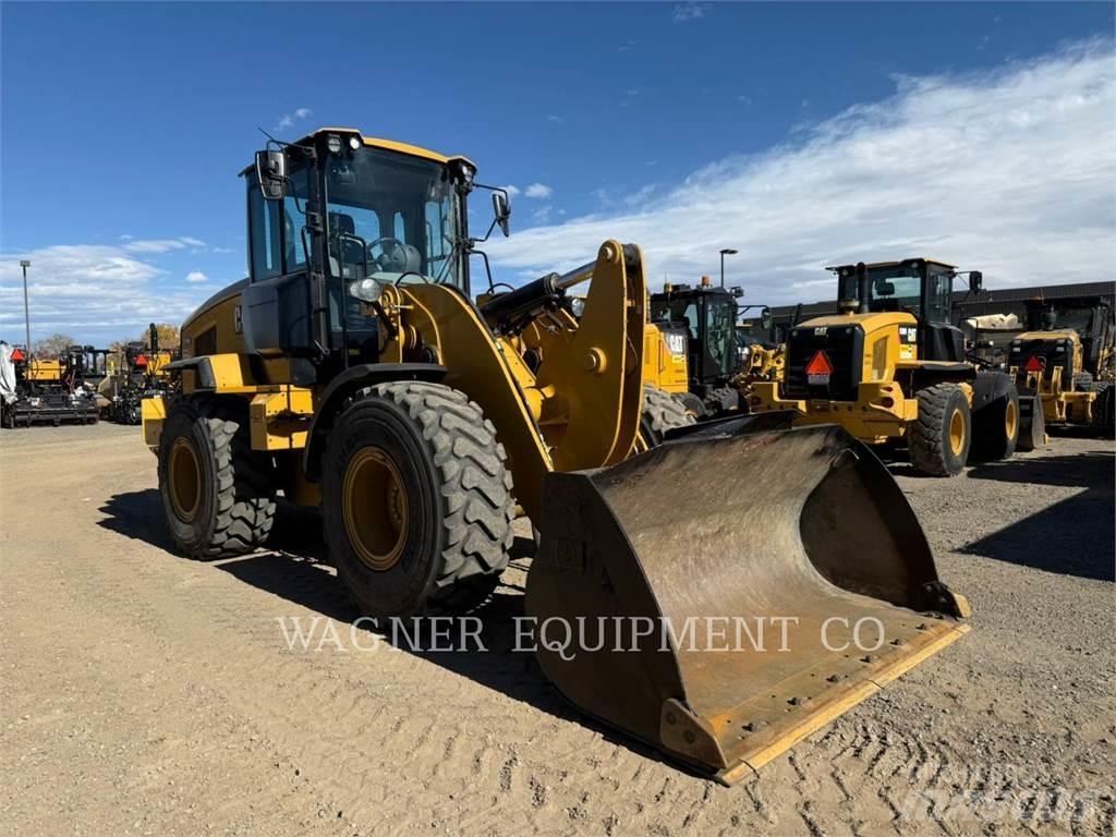 CAT 930M Carregadeiras de rodas