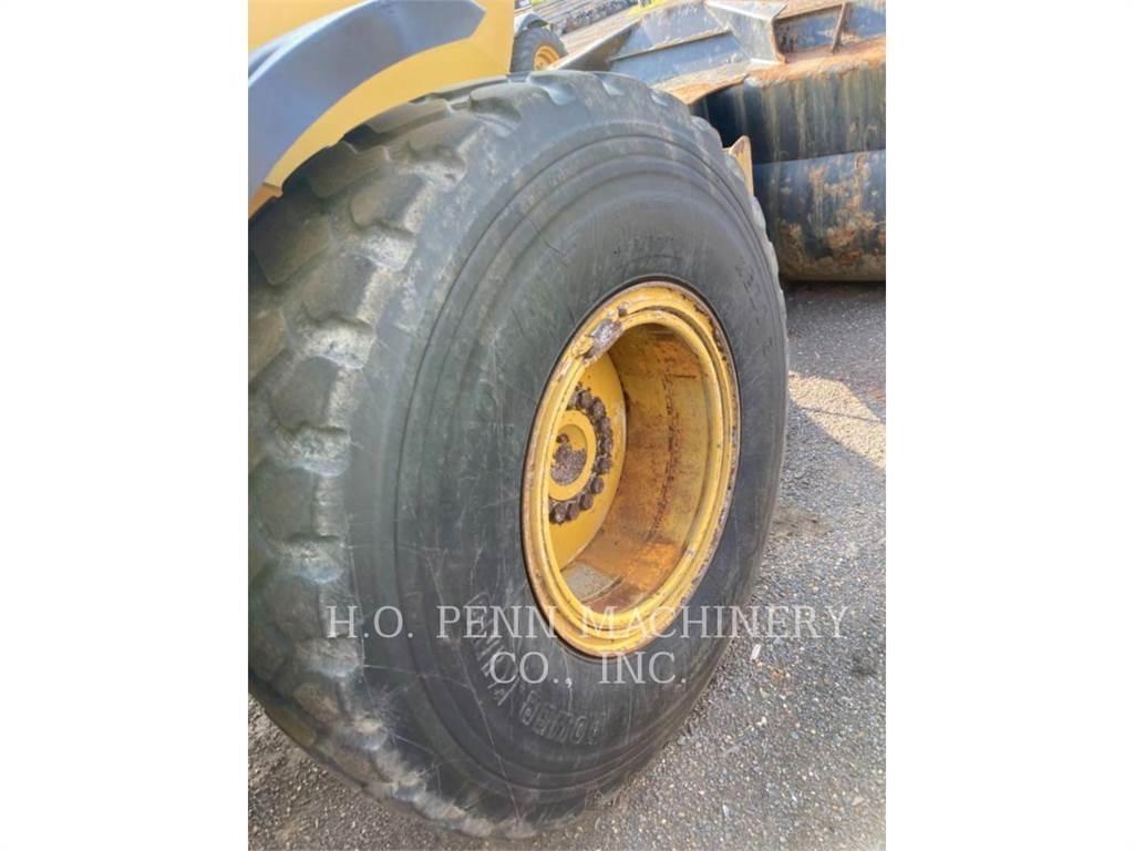 CAT 930M Carregadeiras de rodas