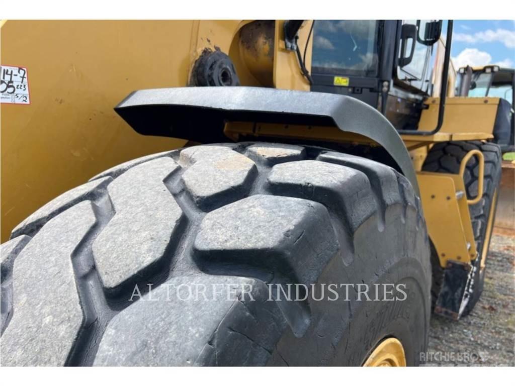 CAT 930M Carregadeiras de rodas