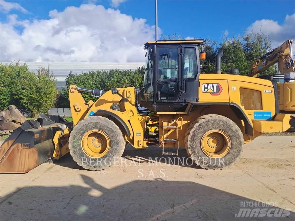 CAT 930M Carregadeiras de rodas