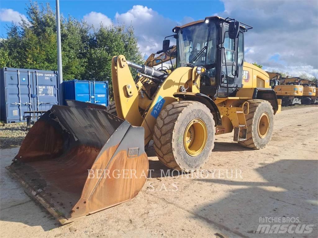 CAT 930M Carregadeiras de rodas