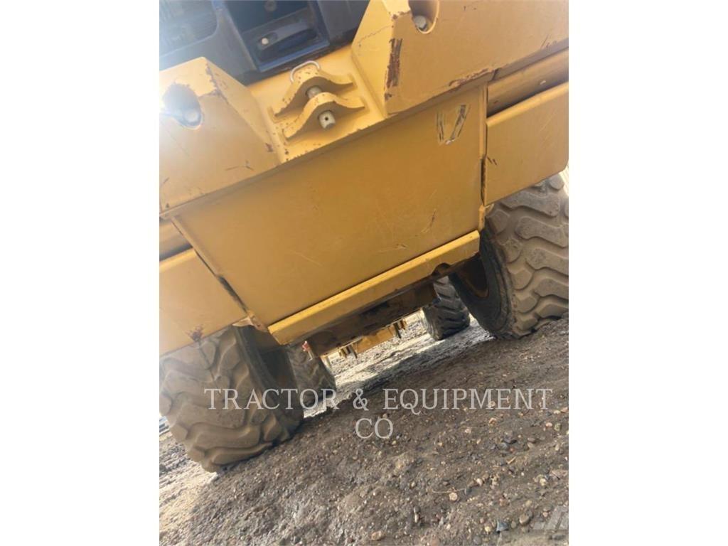 CAT 930M Carregadeiras de rodas