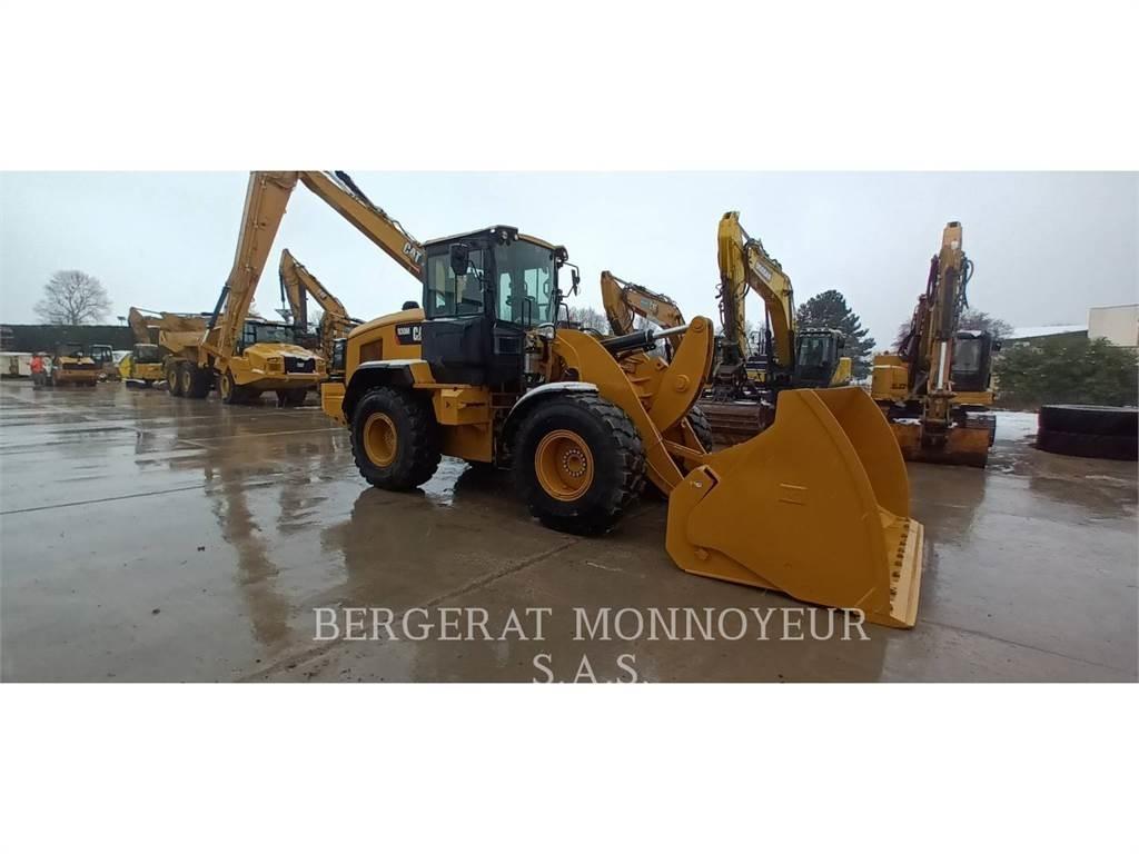 CAT 930M Carregadeiras de rodas