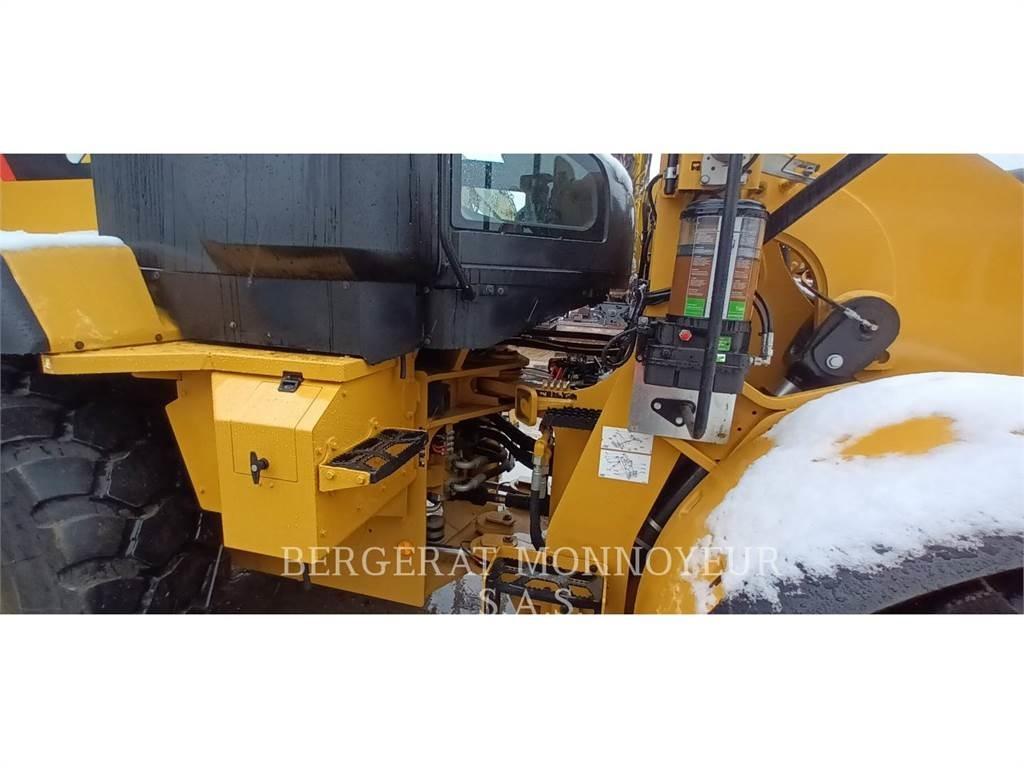 CAT 930M Carregadeiras de rodas