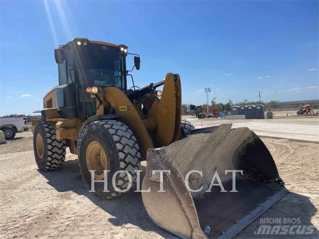 CAT 930M Carregadeiras de rodas