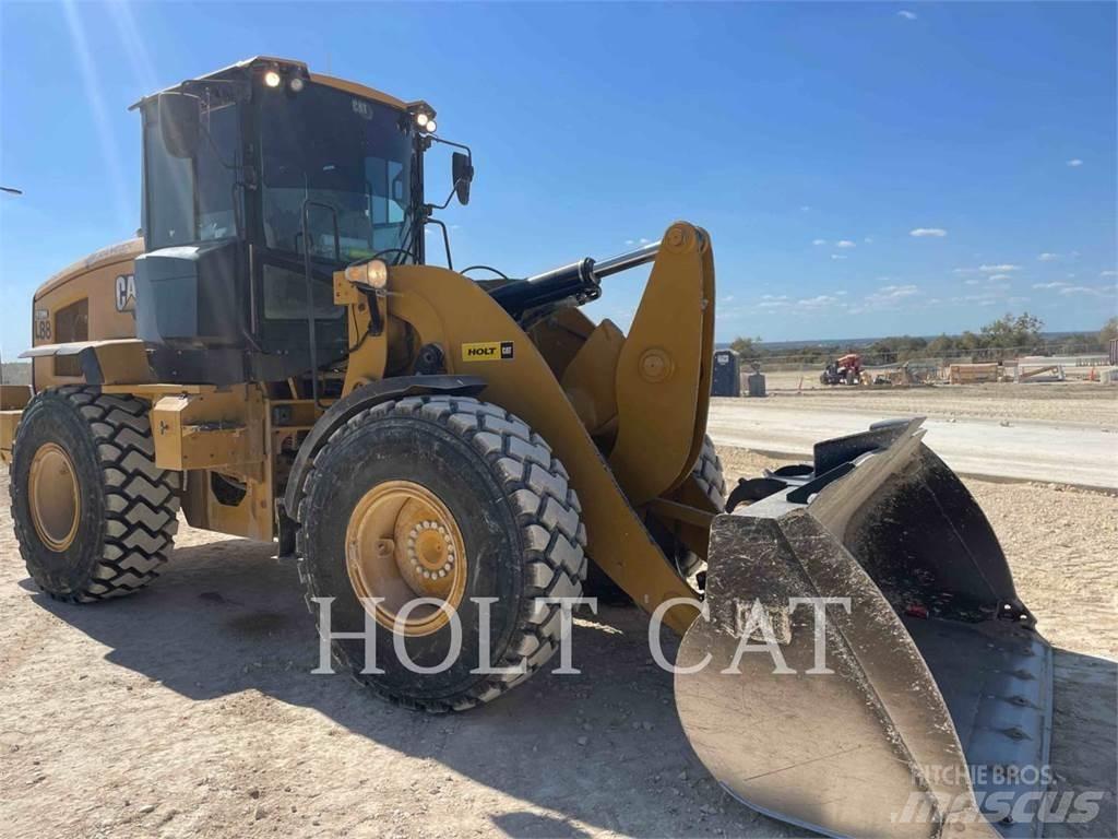 CAT 930M Carregadeiras de rodas