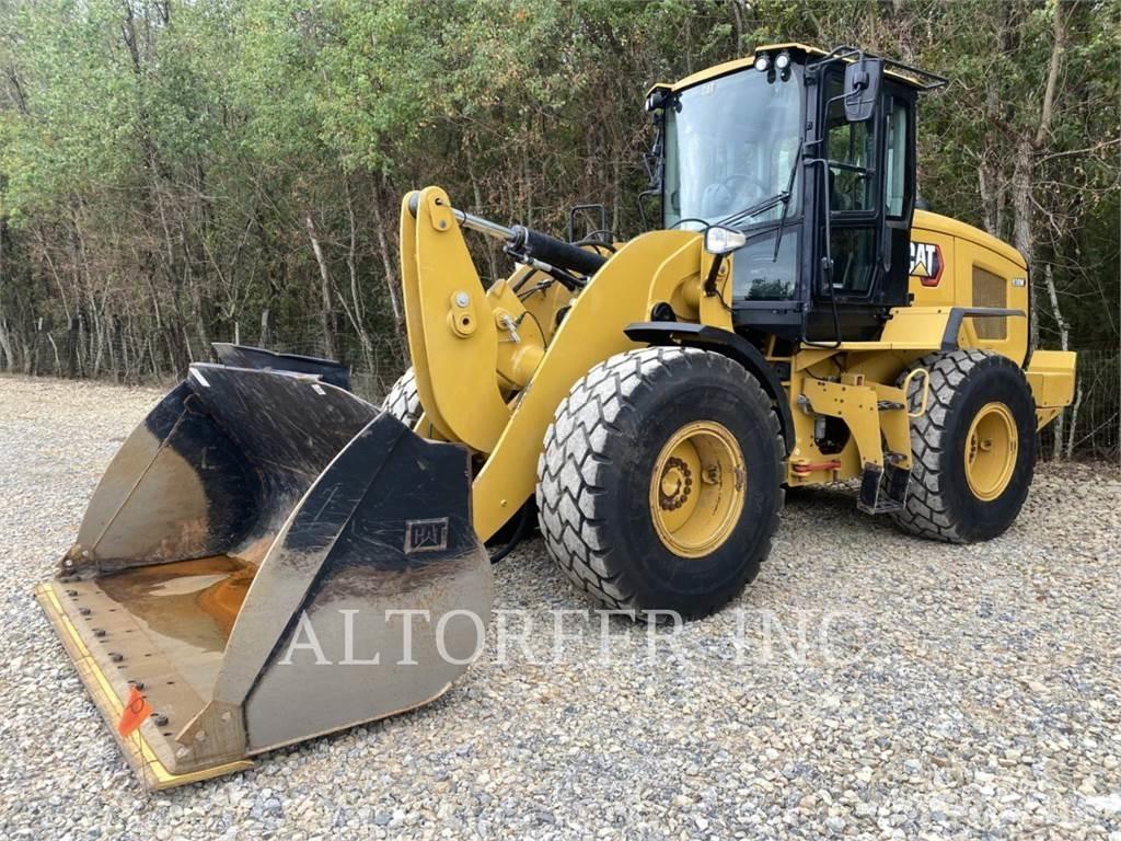 CAT 930M Dozers - Tratores rastos