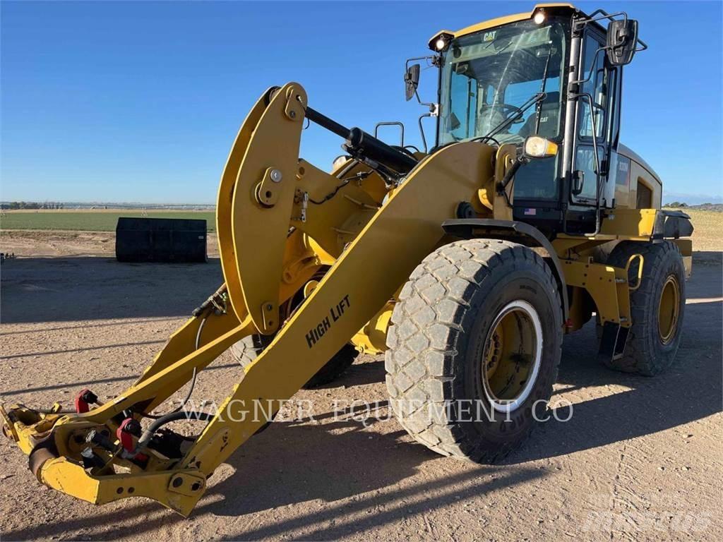 CAT 930M Carregadeiras de rodas