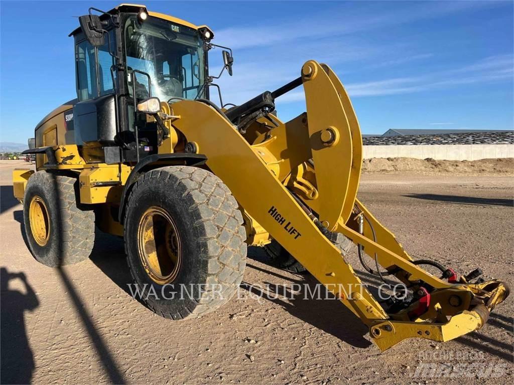 CAT 930M Carregadeiras de rodas