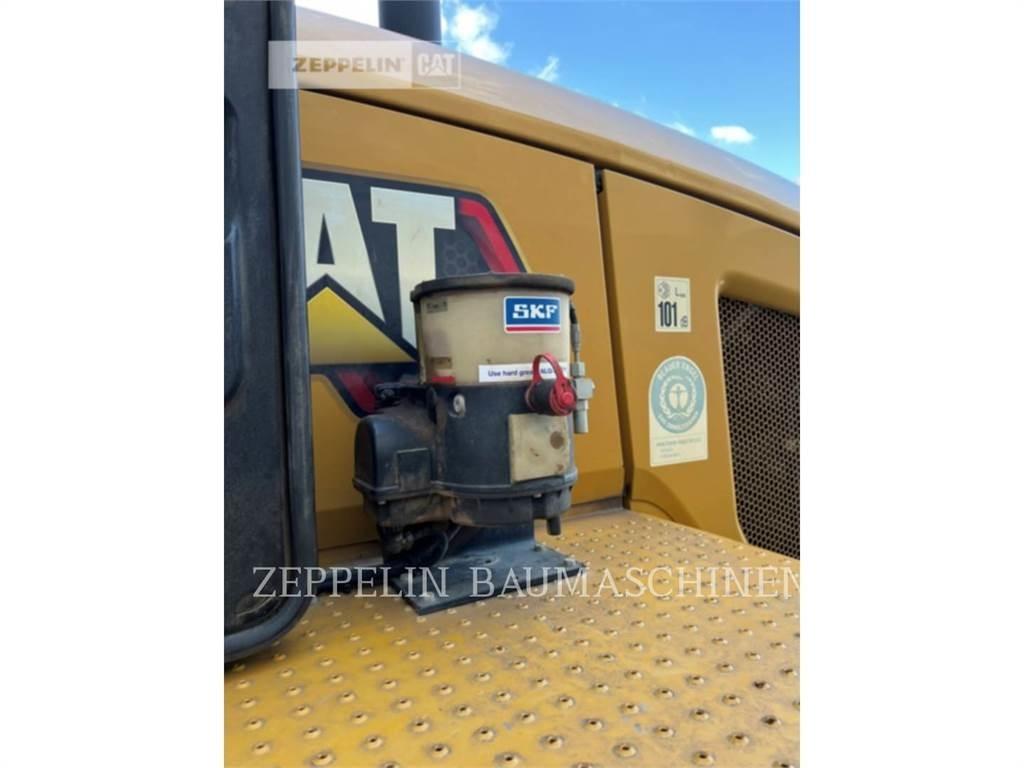 CAT 930M Carregadeiras de rodas