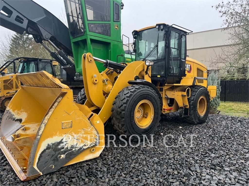 CAT 930M Carregadeiras de rodas