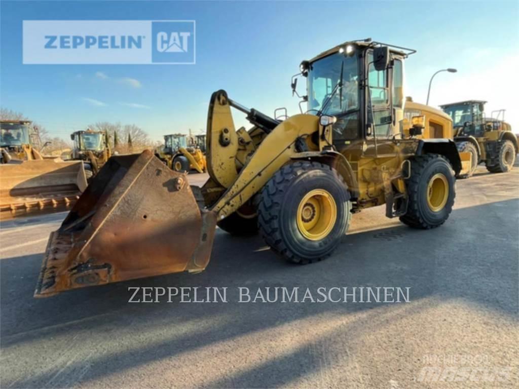 CAT 930M Carregadeiras de rodas