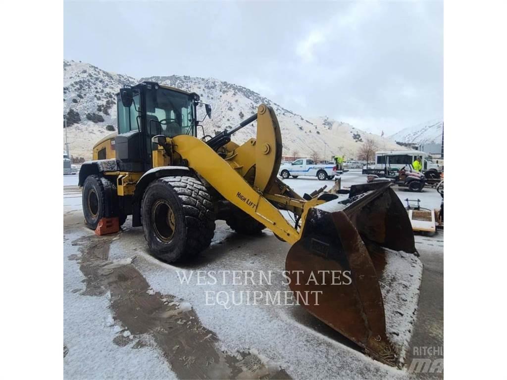 CAT 930M Carregadeiras de rodas