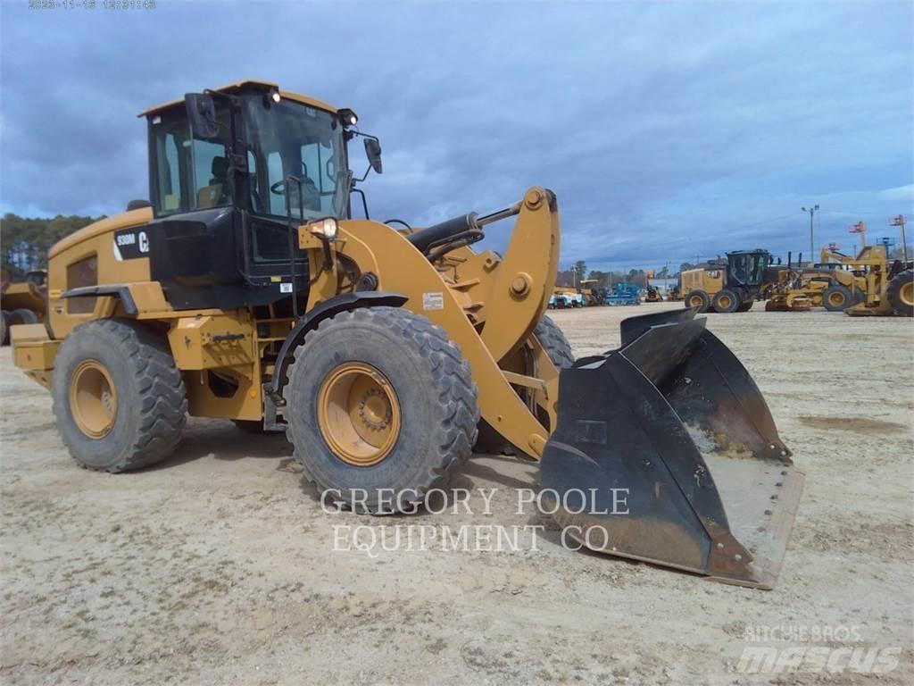 CAT 930M Carregadeiras de rodas