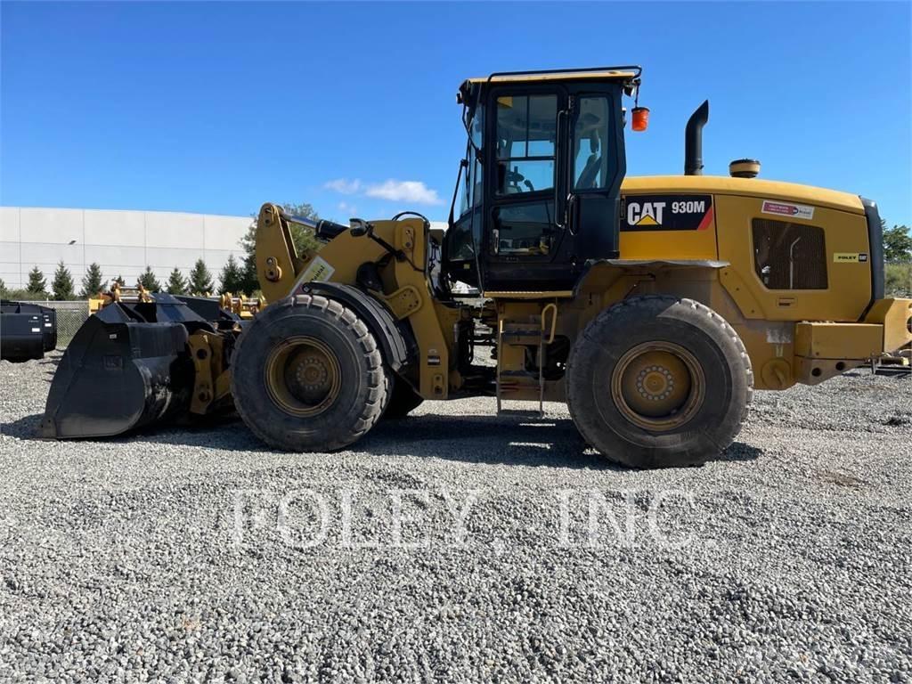 CAT 930M Carregadeiras de rodas