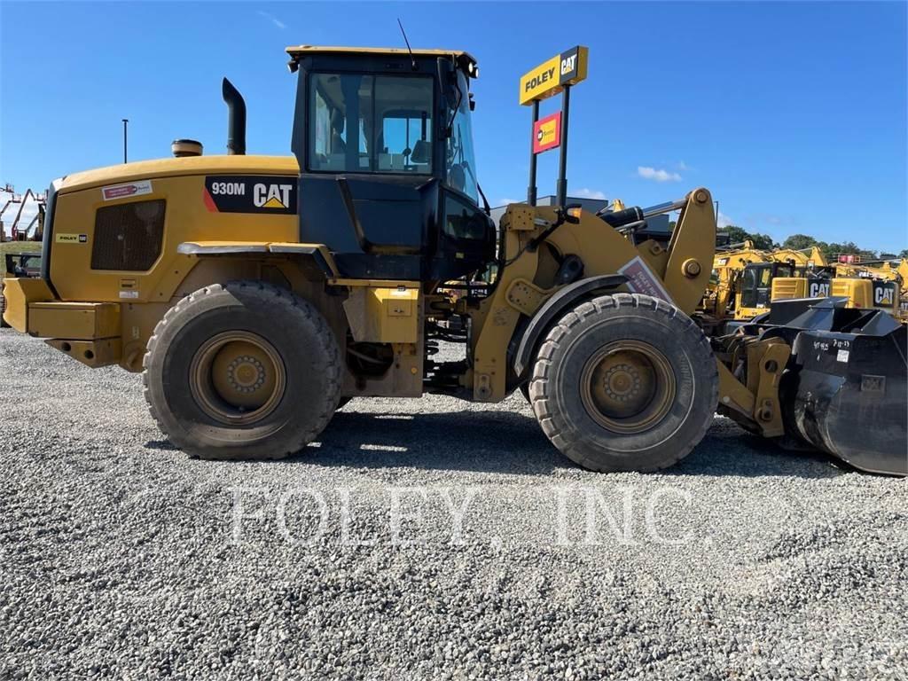 CAT 930M Carregadeiras de rodas