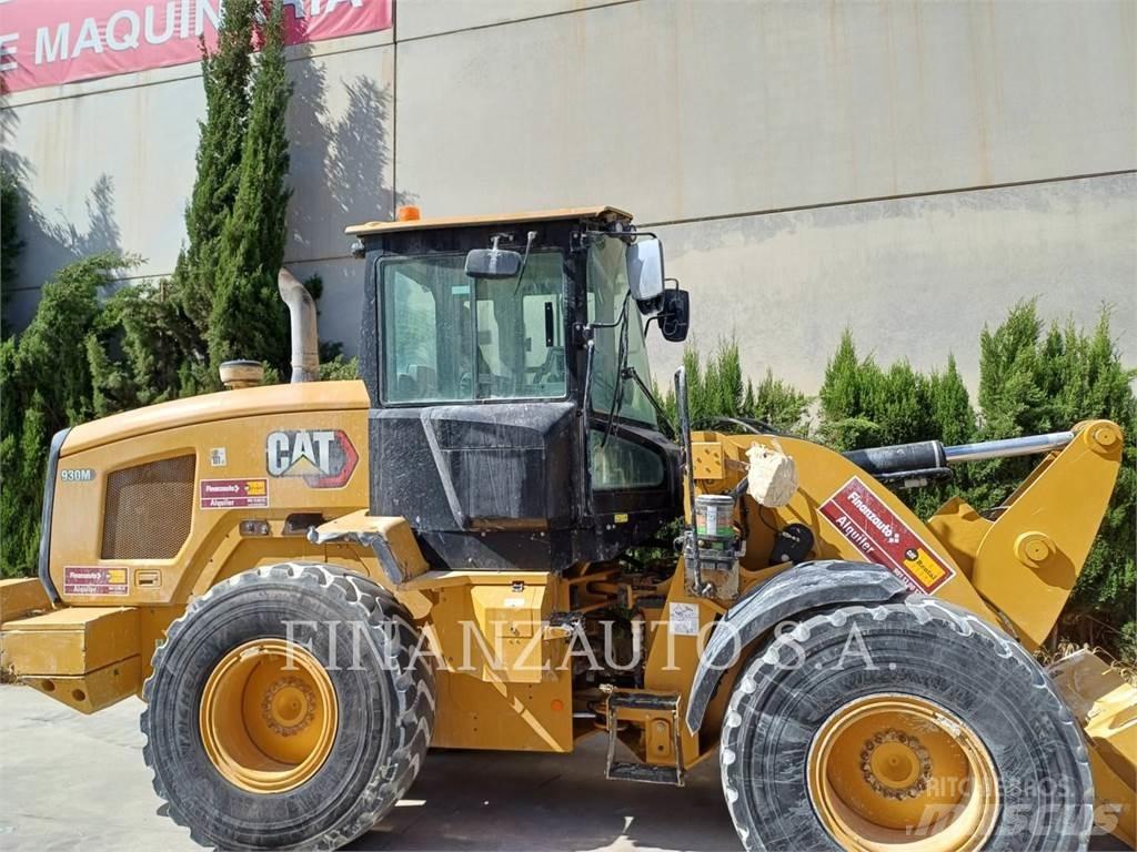 CAT 930M Carregadeiras de rodas