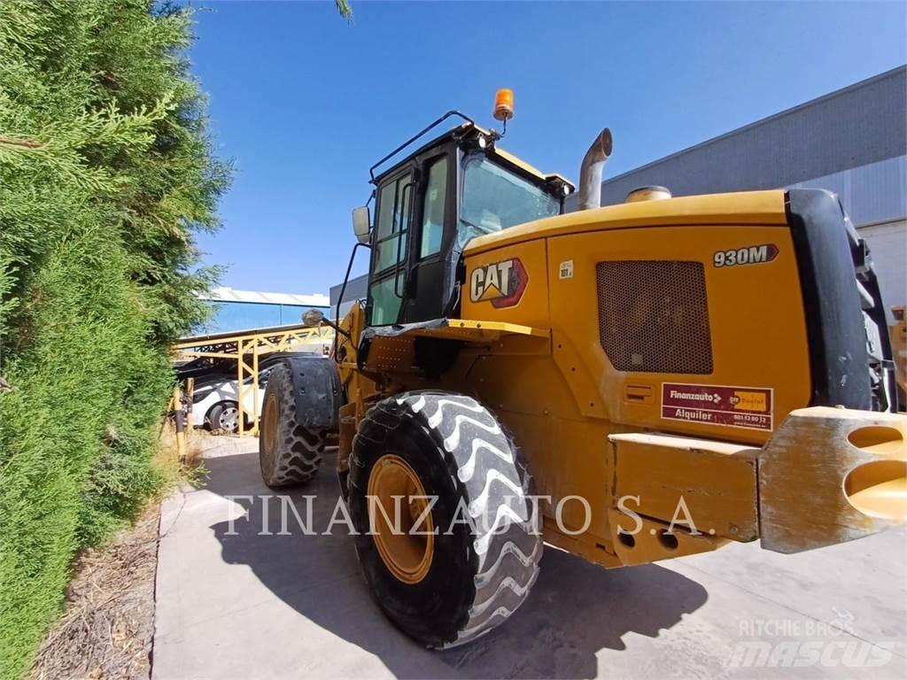 CAT 930M Carregadeiras de rodas