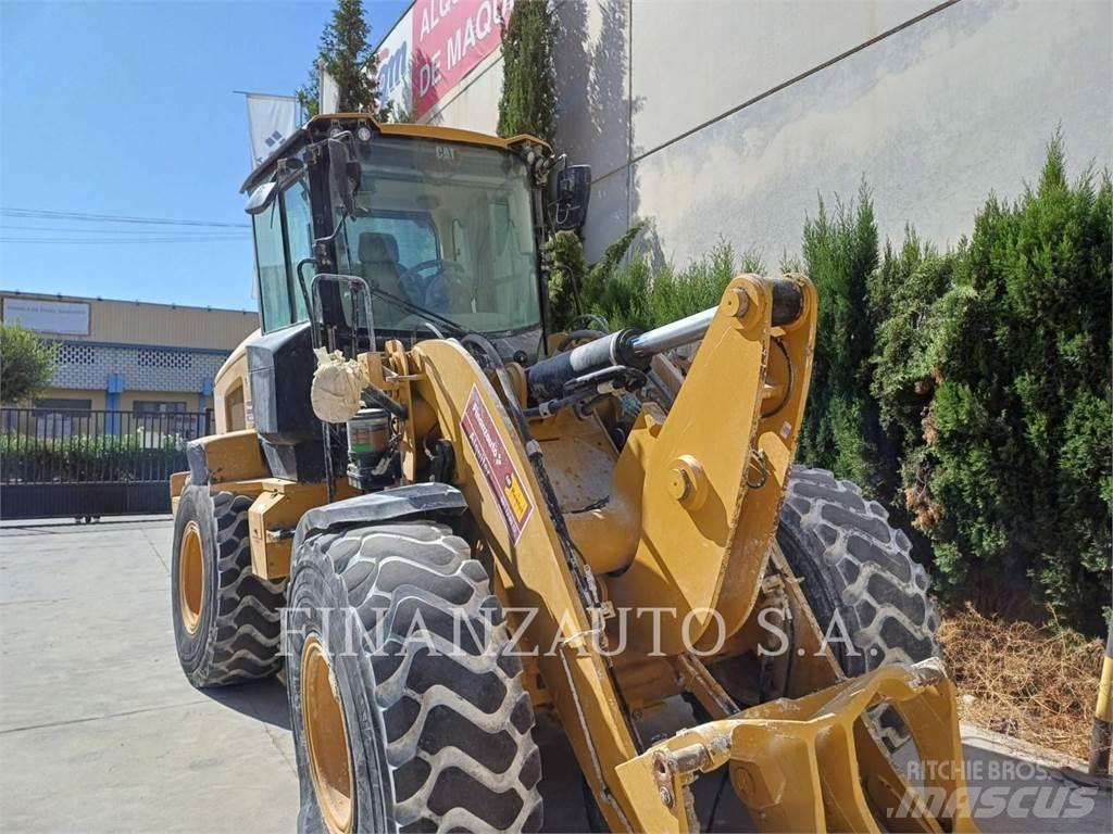 CAT 930M Carregadeiras de rodas