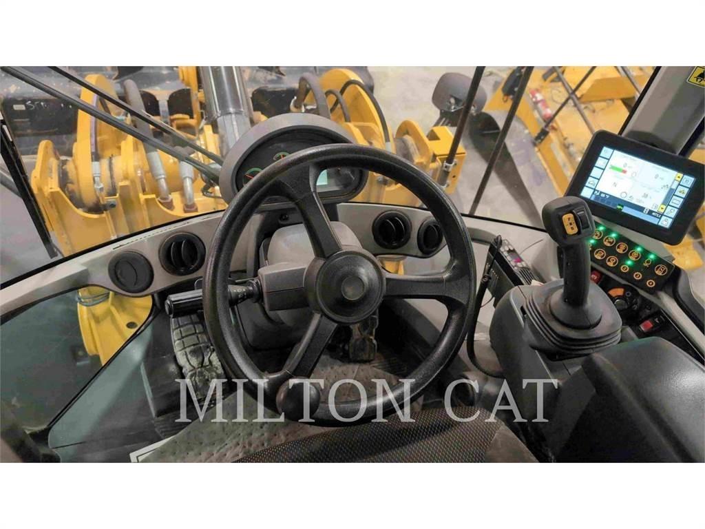 CAT 930M Carregadeiras de rodas