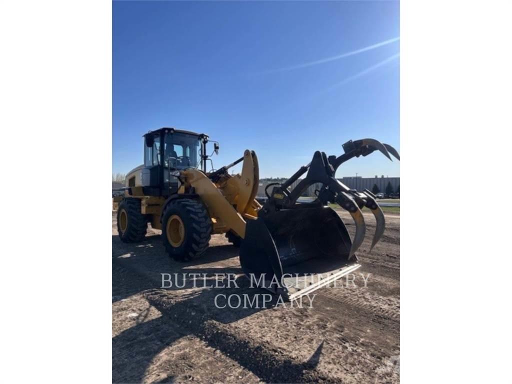 CAT 930M Carregadeiras de rodas