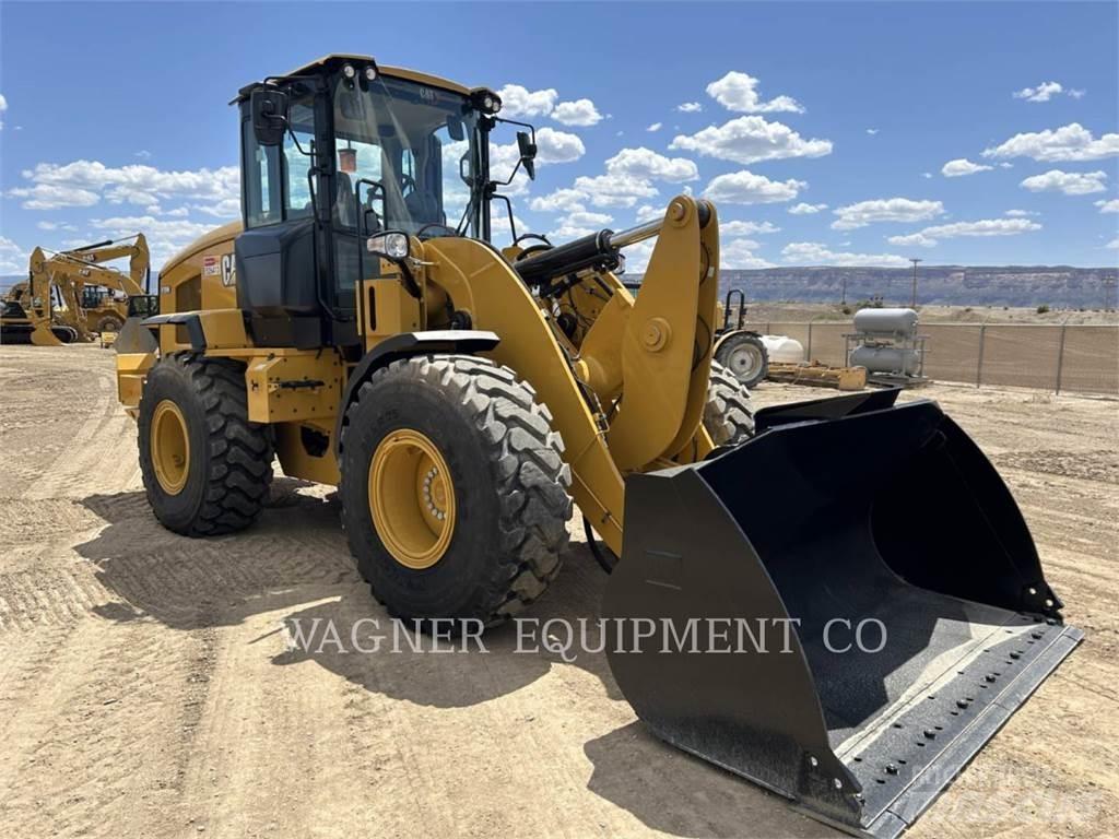CAT 930M Carregadeiras de rodas