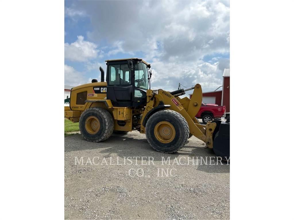 CAT 930M Carregadeiras de rodas