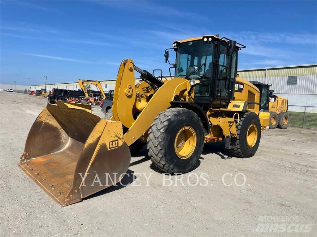 CAT 930M Carregadeiras de rodas