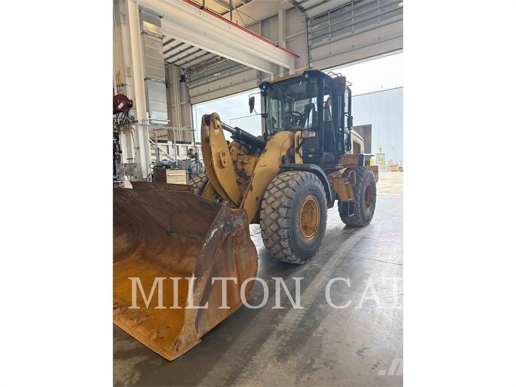CAT 930M Carregadeiras de rodas