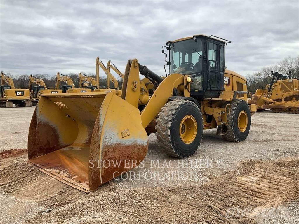 CAT 930M Carregadeiras de rodas