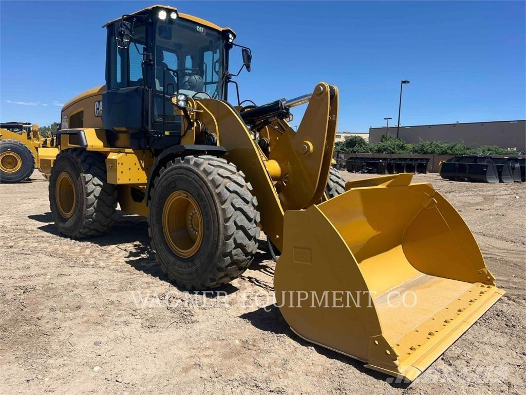 CAT 930M Carregadeiras de rodas