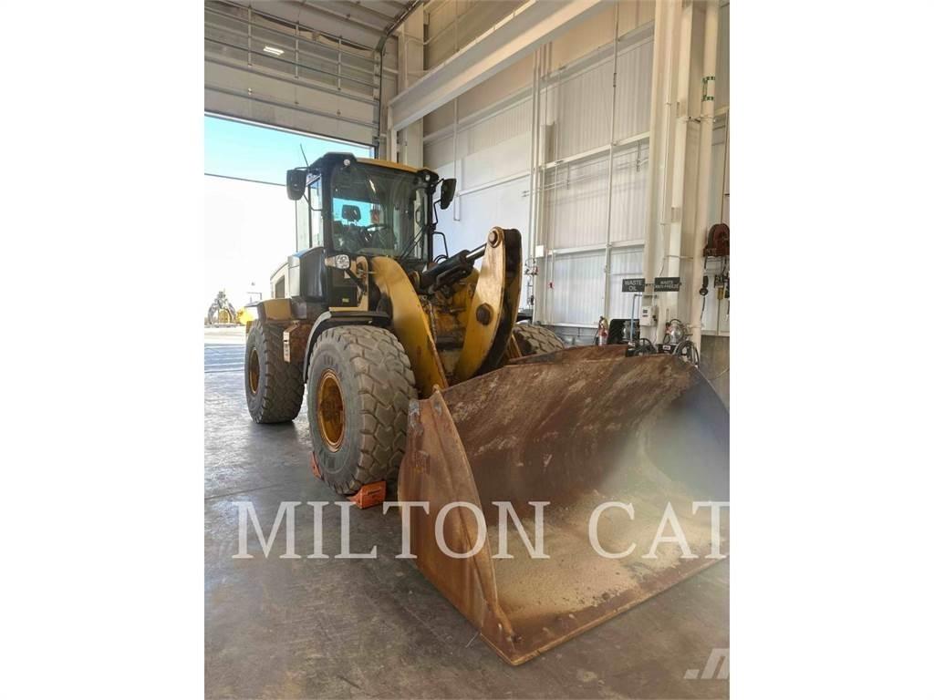CAT 930M Carregadeiras de rodas