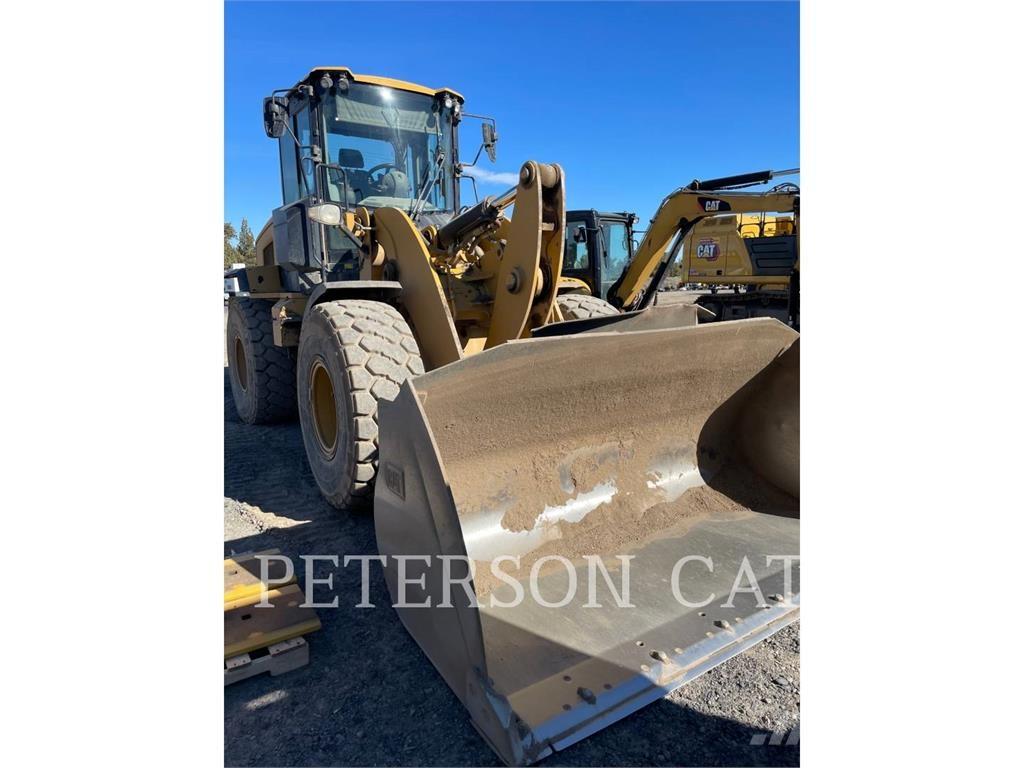 CAT 930M Carregadeiras de rodas