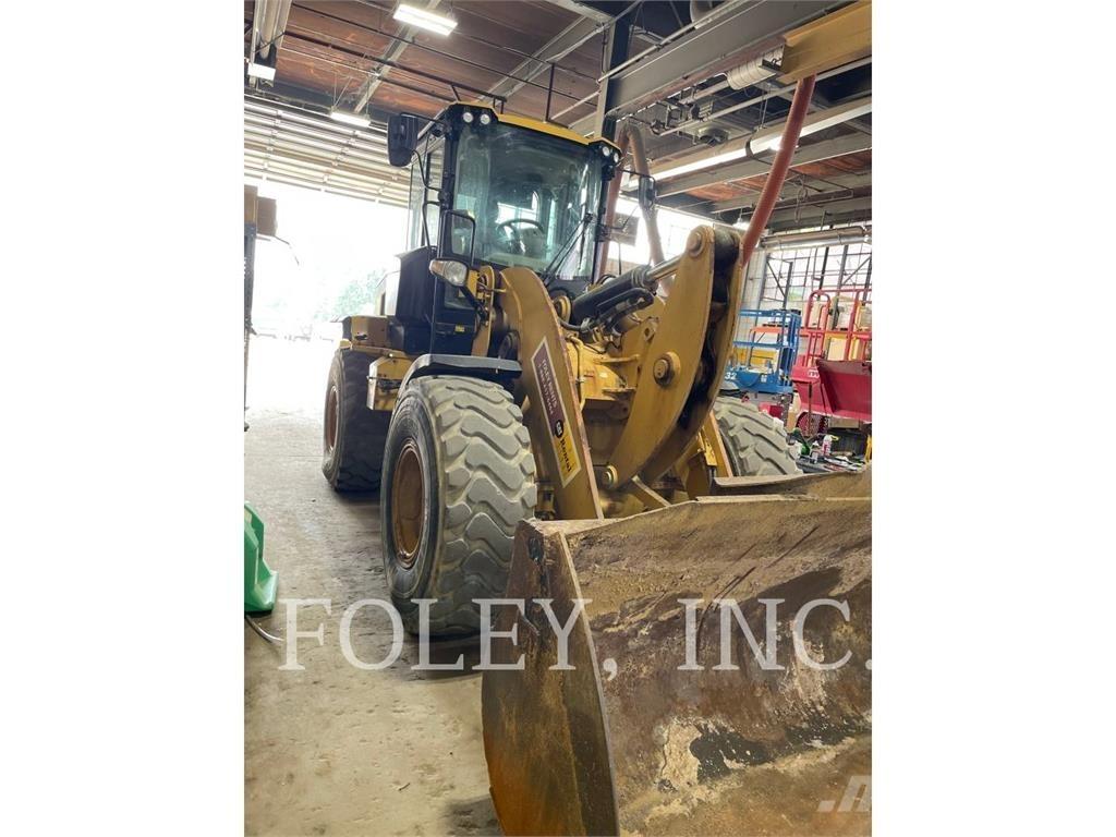 CAT 930M Carregadeiras de rodas