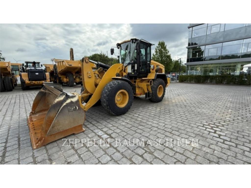 CAT 930M Carregadeiras de rodas