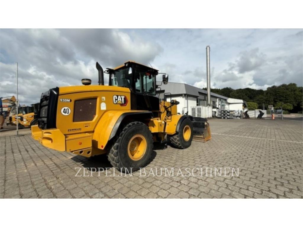 CAT 930M Carregadeiras de rodas