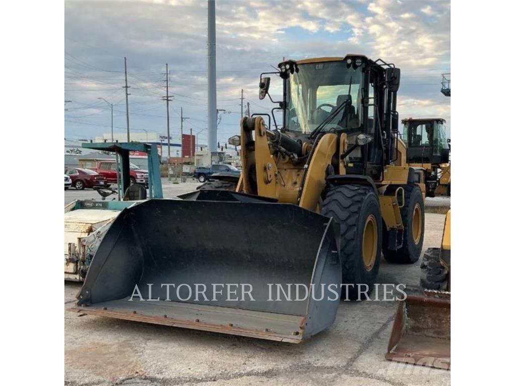 CAT 930M Carregadeiras de rodas