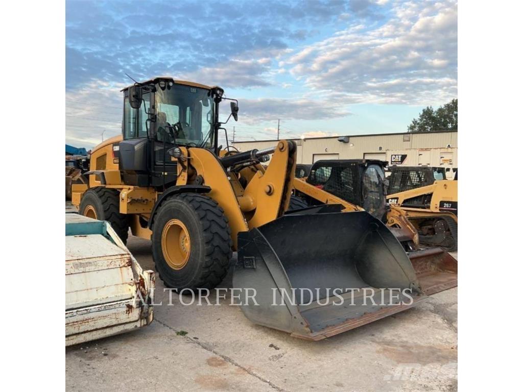 CAT 930M Carregadeiras de rodas