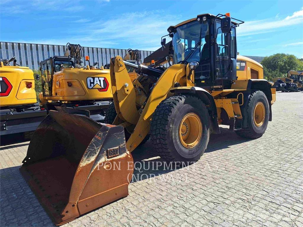 CAT 930M Carregadeiras de rodas