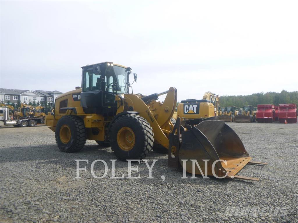 CAT 930M Carregadeiras de rodas