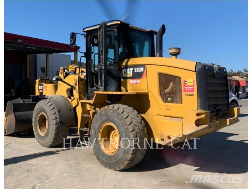 CAT 930M Carregadeiras de rodas